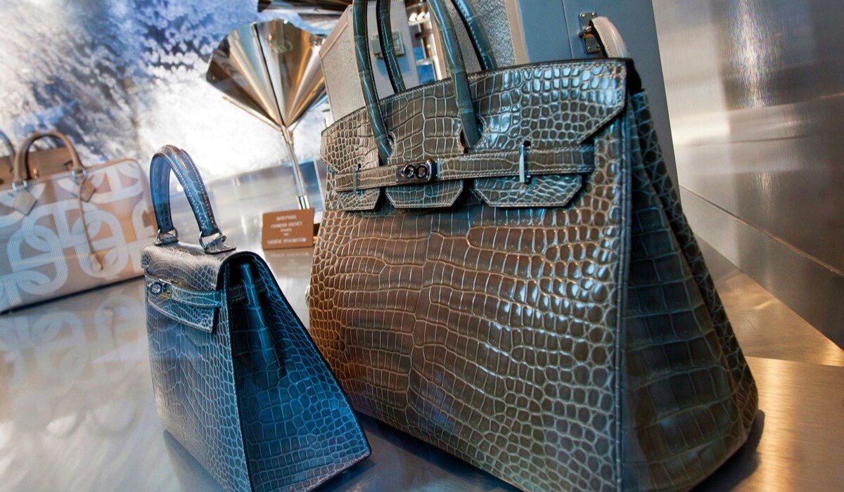 A Hermes Birkin luxury handbag.Photographer: Balint Porneczi/Bloomberg